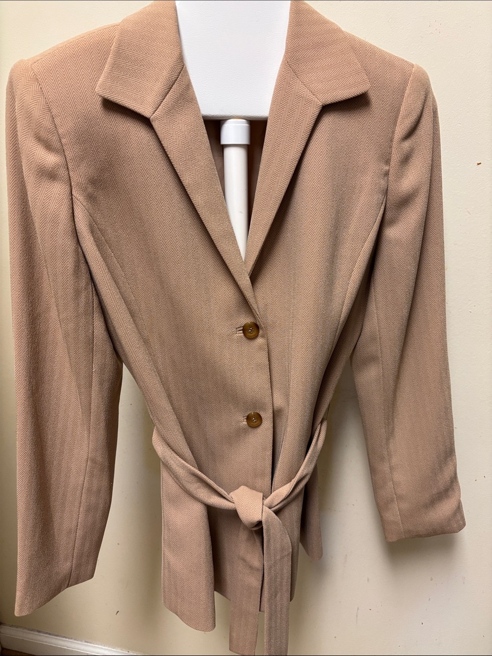 DONCASTER Tan Polyester Belted Collared Jacket Lined Button Front Sz 8 NWOT